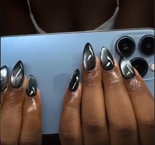 Black chrome nails